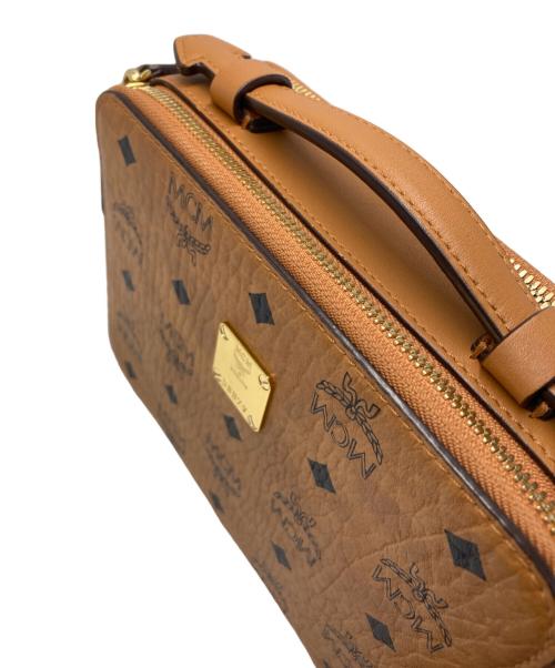 MCM（エムシーエム）MCM (エムシーエム) ヴィセトス SMALL ショルダーバッグ ベージュの古着・服飾アイテム