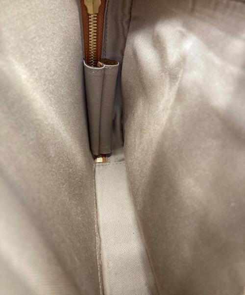 MCM（エムシーエム）MCM (エムシーエム) ヴィセトス SMALL ショルダーバッグ ベージュの古着・服飾アイテム