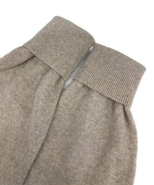 IENA（イエナ）IENA (イエナ) Fineニュージーウール ニュアンス Vプルオーバー ベージュ サイズ:FREEの古着・服飾アイテム