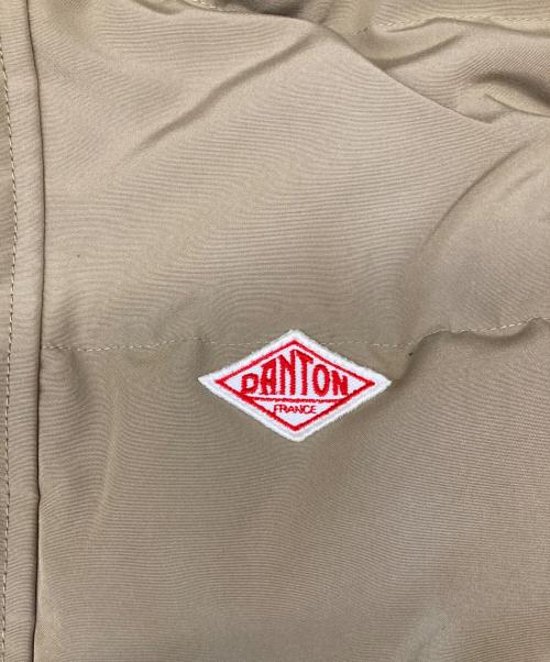DANTON（ダントン）DANTON (ダントン) FAKE FAR HOODED DOWN JACKET/フェイクファーフーデッドダウンジャケット ベージュ サイズ:Ｓの古着・服飾アイテム