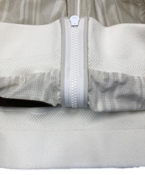 ERMENEGILDO ZEGNA（エルメネジルド・ゼニア）Ermenegildo Zegna (エルメネジルド・ゼニア) ジップブルゾン ベージュ サイズ:46の古着・服飾アイテム