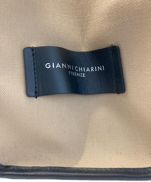 GIANNI CHIARINI（ジャンニ キアリーニ）GIANNI CHIARINI (ジャンニ キアリーニ) マルチェッラM トートバッグ ベージュの古着・服飾アイテム