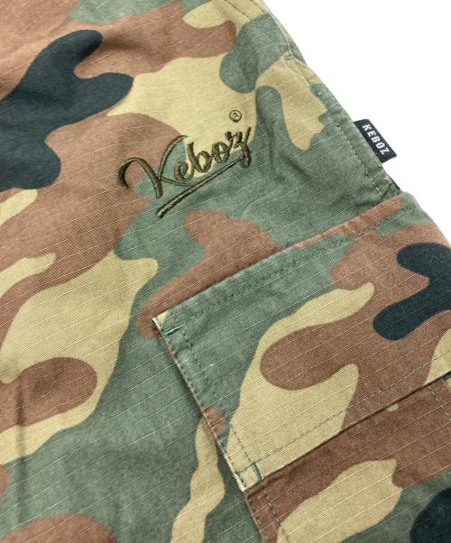 KEBOZ（ケボズ）KEBOZ (ケボズ) カモフラカーゴパンツ オリーブ サイズ:LARGEの古着・服飾アイテム