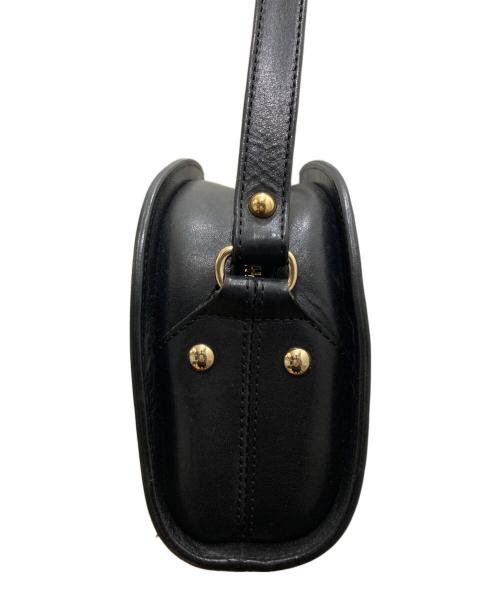 A.P.C.（アーペーセー）A.P.C. (アーペーセー) ハーフムーンレザーショルダーバッグ ブラックの古着・服飾アイテム