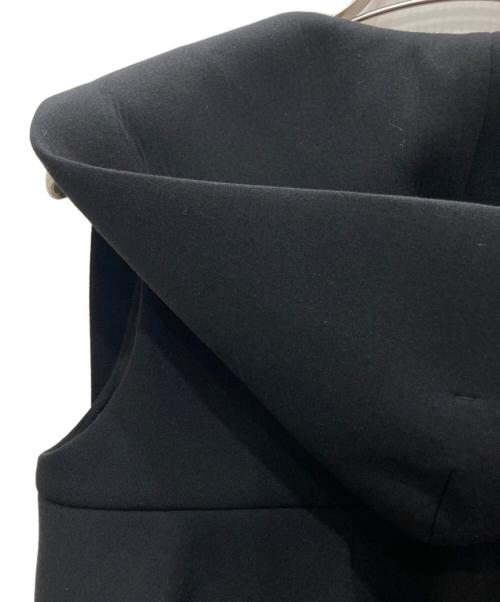 YORI（ヨリ）yori (ヨリ) ボンディングロングジレ ブラック サイズ:freeの古着・服飾アイテム