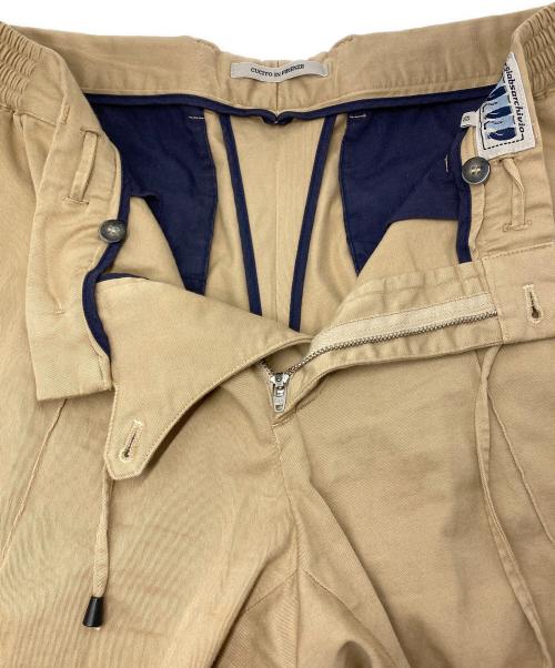 giab's ARCHIVIO（ジャブス アルキヴィオ）giab's ARCHIVIO (ジャブス アルキヴィオ) テーパードパンツ ベージュ サイズ:48の古着・服飾アイテム