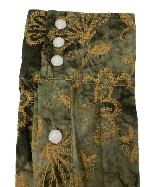 Needles（ニードルズ）Needles (ニードルズ) B.R. COWBOY SHIRT-FLOWER EMB/B.R. カウボーイ　シャツフラワー　EMB グリーン サイズ:Ｓの古着・服飾アイテム
