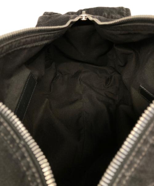 BALENCIAGA（バレンシアガ）BALENCIAGA (バレンシアガ) SUPERBUSY SMALL SLING BAG/スーパービジー スモール スリング バッグ ブラックの古着・服飾アイテム