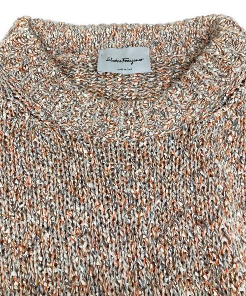 Salvatore Ferragamo（サルヴァトーレ フェラガモ）Salvatore Ferragamo (サルヴァトーレ フェラガモ) クルーネックニット ベージュ サイズ:Sの古着・服飾アイテム