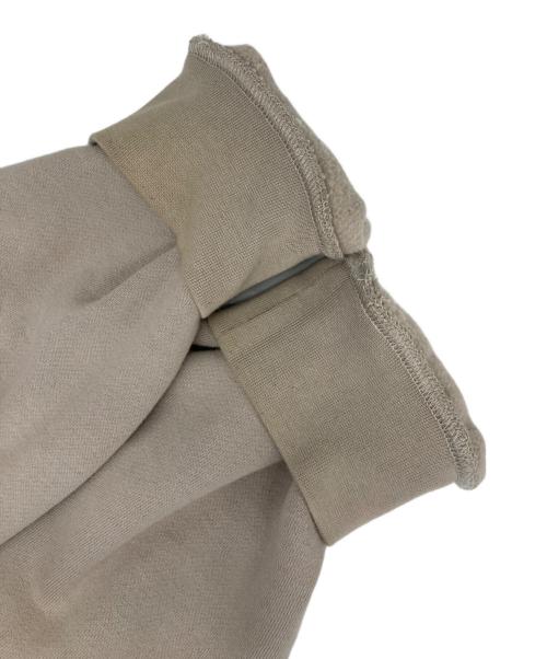 FOG ESSENTIALS（フィアオブゴッド エッセンシャル）FOG ESSENTIALS (フィアオブゴッド エッセンシャル) ロゴスウェット ベージュ サイズ:Lの古着・服飾アイテム