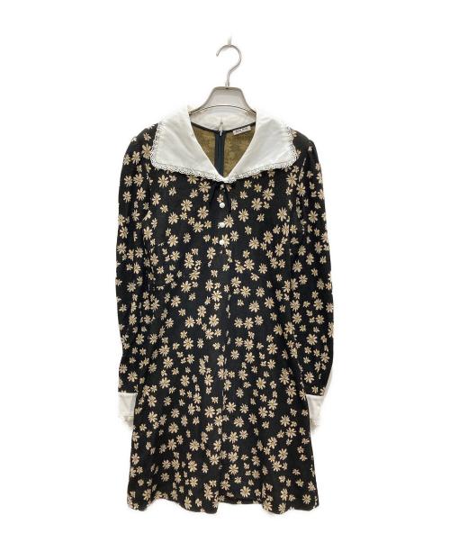 MIU MIU（ミュウミュウ）MIU MIU (ミュウミュウ) ビッグカラー デイジー柄ワンピース ブラック×ホワイト サイズ:Sの古着・服飾アイテム