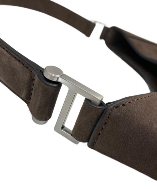 BOSS（ボス）BOSS (ボス) カウレザーワンショルダーバッグ ブラウンの古着・服飾アイテム