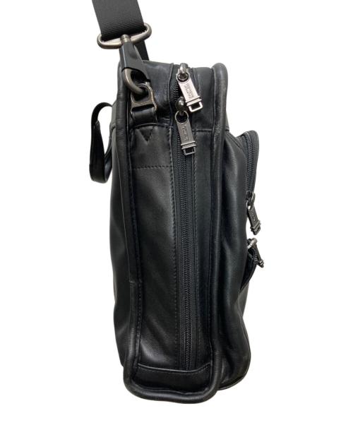 TUMI（トゥミ）TUMI (トゥミ) レザーブリーフケース ブラックの古着・服飾アイテム