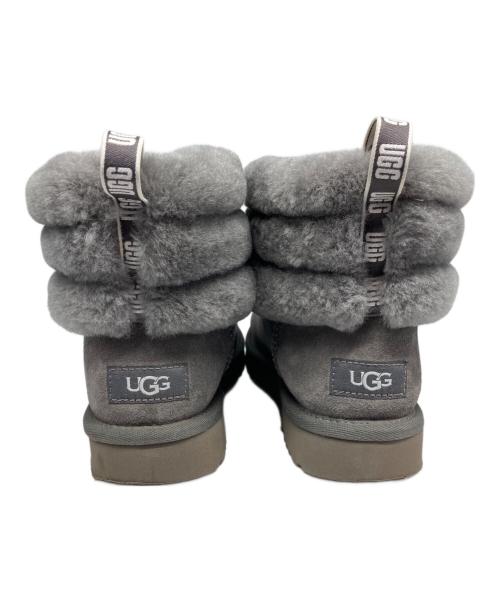 UGG（アグ）UGG (アグ) Fluff Mini Quilted ブーツ/フラッフ ミニ キルテッド グレー サイズ:JAPAN24の古着・服飾アイテム