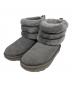 UGG（アグ）の古着「Fluff Mini Quilted ブーツ/フラッフ ミニ キルテッド」｜グレー