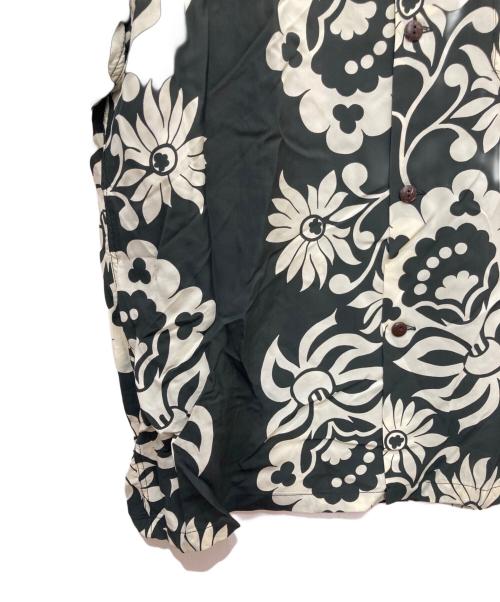 Sun Surf（サンサーフ）Sun Surf (サンサーフ) RAYON HAWAIIAN SHIRT ホワイト×グリーン サイズ:Lの古着・服飾アイテム