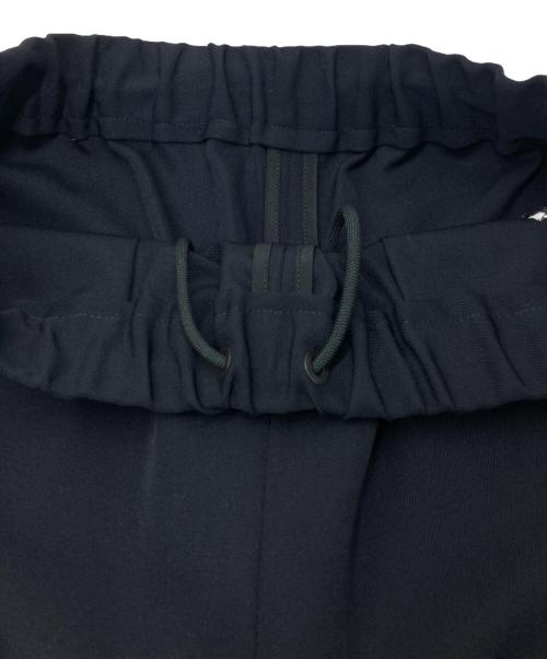 H BEAUTY&YOUTH（エイチ ビューティー&ユース）H BEAUTY&YOUTH (エイチ ビューティー&ユース) WORSTED WOOL EASY PANTS/ウーステッド ウール イージー パンツ ブラック サイズ:LARGEの古着・服飾アイテム