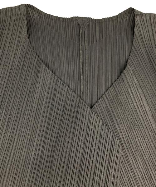 PLEATS PLEASE（プリーツプリーズ）PLEATS PLEASE (プリーツプリーズ) プリーツカーディガン グレー サイズ:3の古着・服飾アイテム