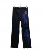 PLEATS PLEASEプリーツプリーズ）の古着「フィッシュプリント ストレートパンツ」｜ブラック