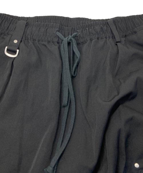 s'yte（サイト）s'yte (サイト) WASHER FINISHED WOOL GABARDINE STUDS SLIM SAROUEL PANTS ブラック サイズ:3の古着・服飾アイテム