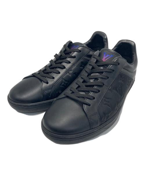 LOUIS VUITTON（ルイ ヴィトン）LOUIS VUITTON (ルイ ヴィトン) エンボスモノグラム レザースニーカー ブラック サイズ:6の古着・服飾アイテム