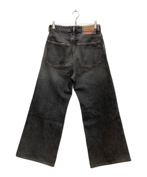 DIESEL（ディーゼル）DIESEL (ディーゼル) ダメージ加工デニムパンツ グレー サイズ:26の古着・服飾アイテム
