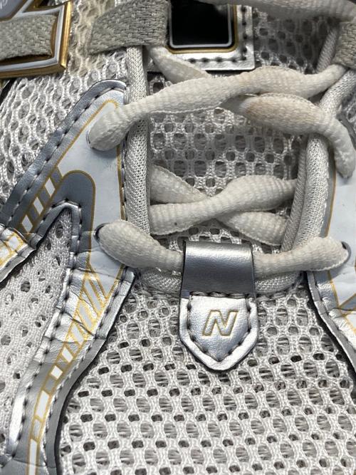 NEW BALANCE（ニューバランス）NEW BALANCE (ニューバランス) スニーカー シルバー サイズ:26.5の古着・服飾アイテム