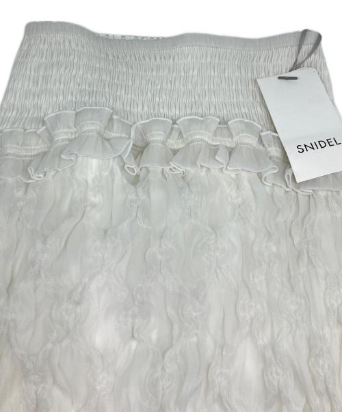 Snidel（スナイデル）Snidel (スナイデル) ランダムシャーリングスカート ホワイトの古着・服飾アイテム