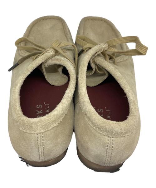 CLARKS（クラークス）CLARKS (クラークス) ワラビーシューズ ベージュ サイズ:26の古着・服飾アイテム
