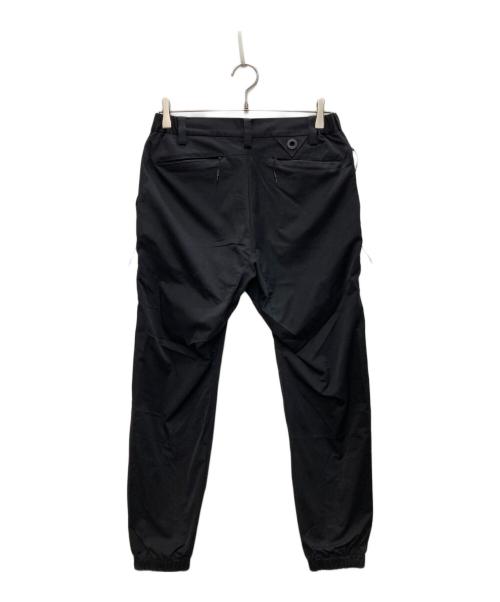 WHITE MOUNTAINEERING（ホワイトマウンテ二アニング）WHITE MOUNTAINEERING (ホワイトマウンテ二アニング) パンツ ブラックの古着・服飾アイテム