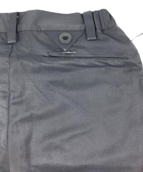 WHITE MOUNTAINEERING（ホワイトマウンテ二アニング）WHITE MOUNTAINEERING (ホワイトマウンテ二アニング) パンツ ブラックの古着・服飾アイテム