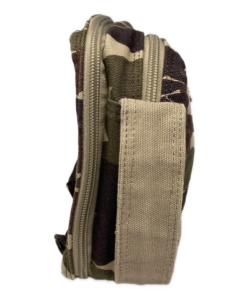 PORTER（ポーター）PORTER (ポーター) CarHartt (カーハート) ボディーバッグ ベージュの古着・服飾アイテム