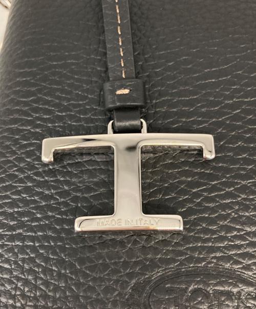 TOD'S（トッズ）TOD'S (トッズ) MICRO BAG 2WAY ロゴ Tチャーム ブラックの古着・服飾アイテム