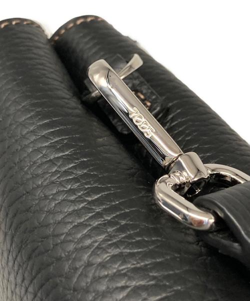TOD'S（トッズ）TOD'S (トッズ) MICRO BAG 2WAY ロゴ Tチャーム ブラックの古着・服飾アイテム