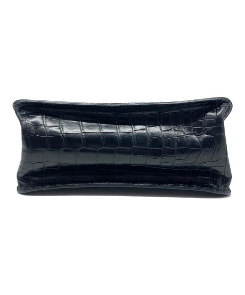 FURLA（フルラ）FURLA (フルラ) 型押しレザーショルダーバッグ ブラックの古着・服飾アイテム