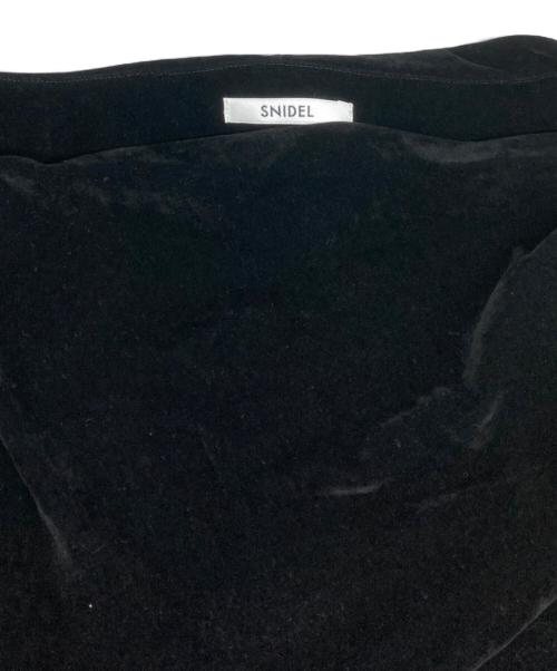 Snidel（スナイデル）Snidel (スナイデル) フロッキーベロアドレープドレス ブラック 未使用品の古着・服飾アイテム