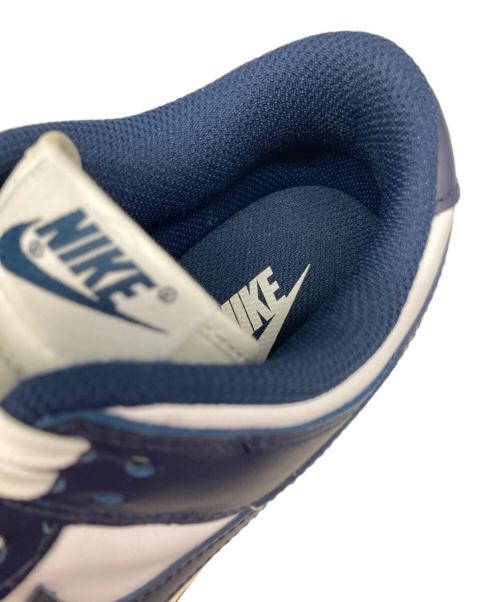 NIKE（ナイキ）NIKE (ナイキ) WMNS DUNK LOW スニーカー/ダンク ロー ホワイト×ネイビー サイズ:cm25.5の古着・服飾アイテム