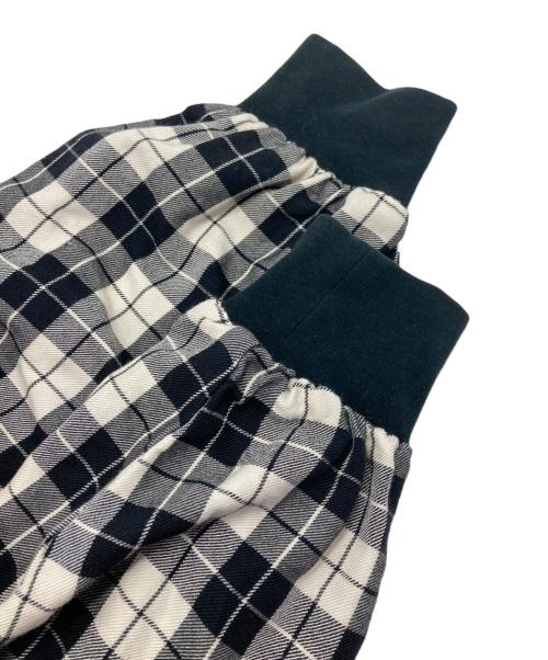 GOURMET（グルメ）GOURMET (グルメ) ハーフジップジャケット ホワイト×ブラック サイズ:Fの古着・服飾アイテム