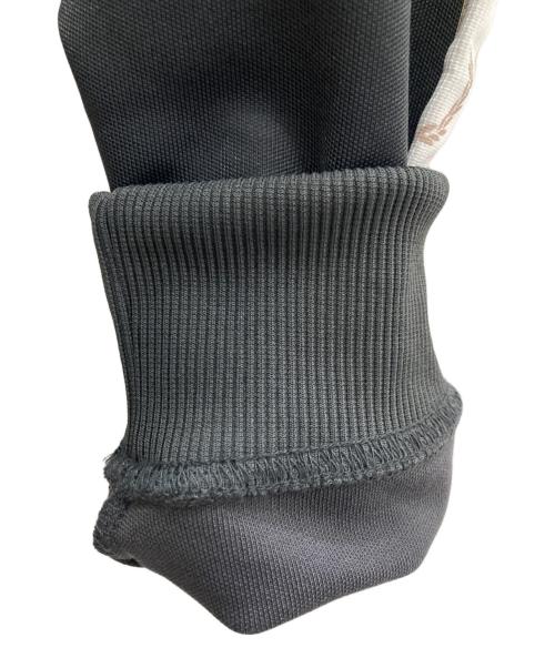 FRED PERRY（フレッドペリー）FRED PERRY (フレッドペリー) TAPED TRACK JACKET グレー サイズ:38の古着・服飾アイテム