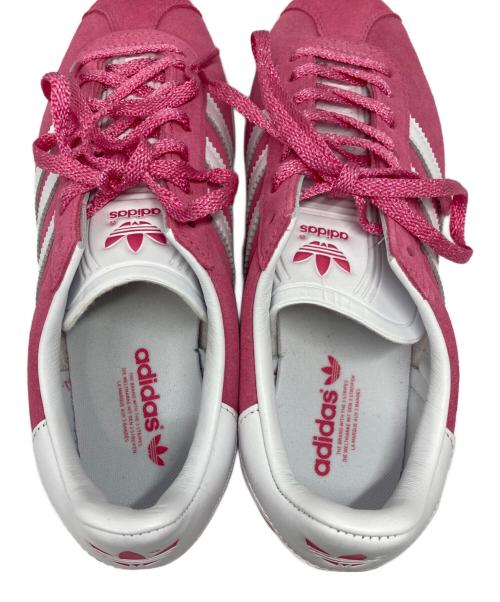adidas（アディダス）adidas (アディダス) GAZELLE 85 スニーカー ホワイト×ピンク サイズ:24cmの古着・服飾アイテム
