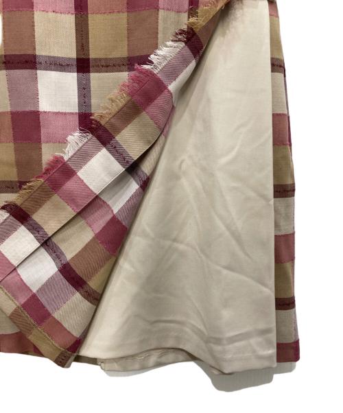 BLUE LABEL CRESTBRIDGE（ブルーレーベルクレストブリッジ）BLUE LABEL CRESTBRIDGE (ブルーレーベルクレストブリッジ) チェックスカート ベージュ サイズ:38の古着・服飾アイテム