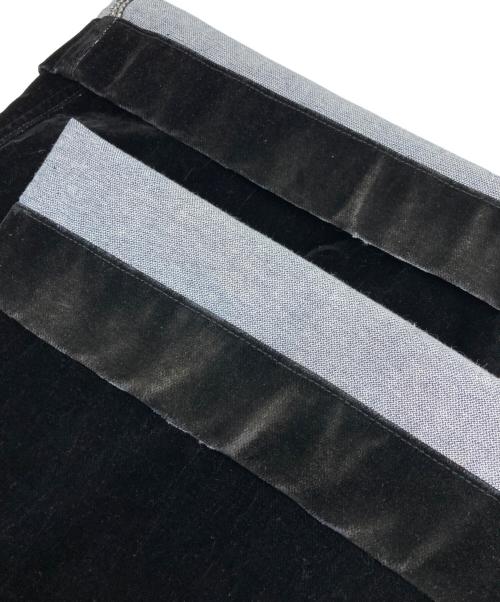 Wrangler（ラングラー）Wrangler (ラングラー) CAMPHOR WOOD (カンファーウッド) front zip flocky 2tuck wide baggy flare bro ブラック サイズ:Ⅿの古着・服飾アイテム