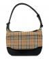 BURBERRY (バーバリー) ノバチェックワンショルダーバッグ ベージュ×ブラック：25000円