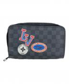 LOUIS VUITTONルイ ヴィトン）の古着「ダミエ・グラフィット・LVリーグ ジッピーXL」｜ブラック