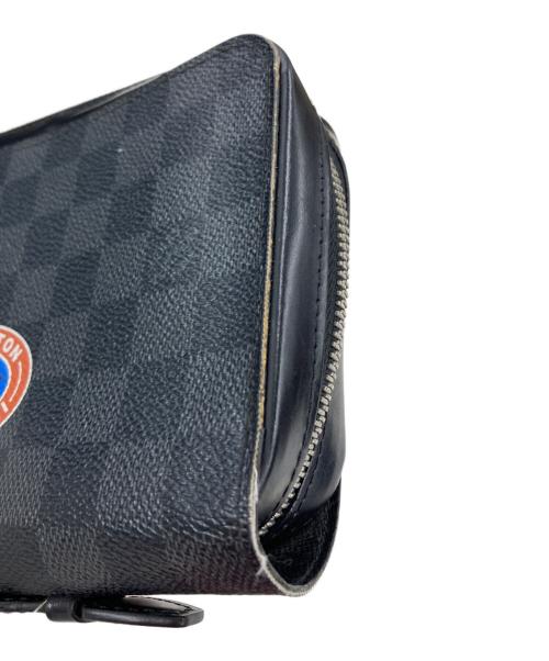 LOUIS VUITTON（ルイ ヴィトン）LOUIS VUITTON (ルイ ヴィトン) ダミエ・グラフィット・LVリーグ ジッピーXL ブラックの古着・服飾アイテム