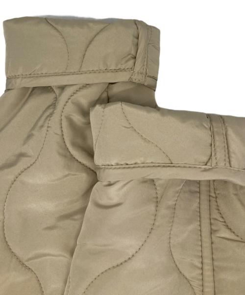 Emma Taylor（エマテイラー）Emma Taylor (エマテイラー) 美シルエット3wayキルティングフードコート ベージュ サイズ:38の古着・服飾アイテム