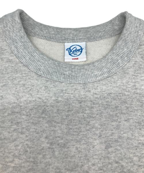 KEBOZ（ケボズ）KEBOZ (ケボズ) クルーネックスウェット グレー サイズ:Ｌの古着・服飾アイテム