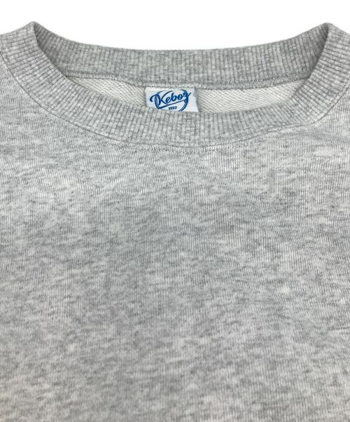 KEBOZ（ケボズ）KEBOZ (ケボズ) クルーネックスウェット グレー サイズ:Ｓの古着・服飾アイテム
