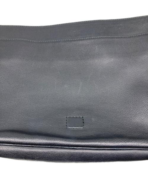 BALLY（バリー）BALLY (バリー) スクエアレザーショルダーバッグ ブラックの古着・服飾アイテム