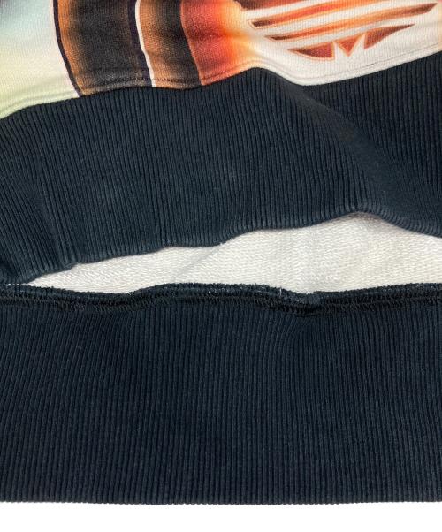 adidas（アディダス）adidas (アディダス) KERWIN FROST (カーウィン・フロスト) CREWNECK SWEAT/クルーネック スウェット ブラック サイズ:J Mの古着・服飾アイテム